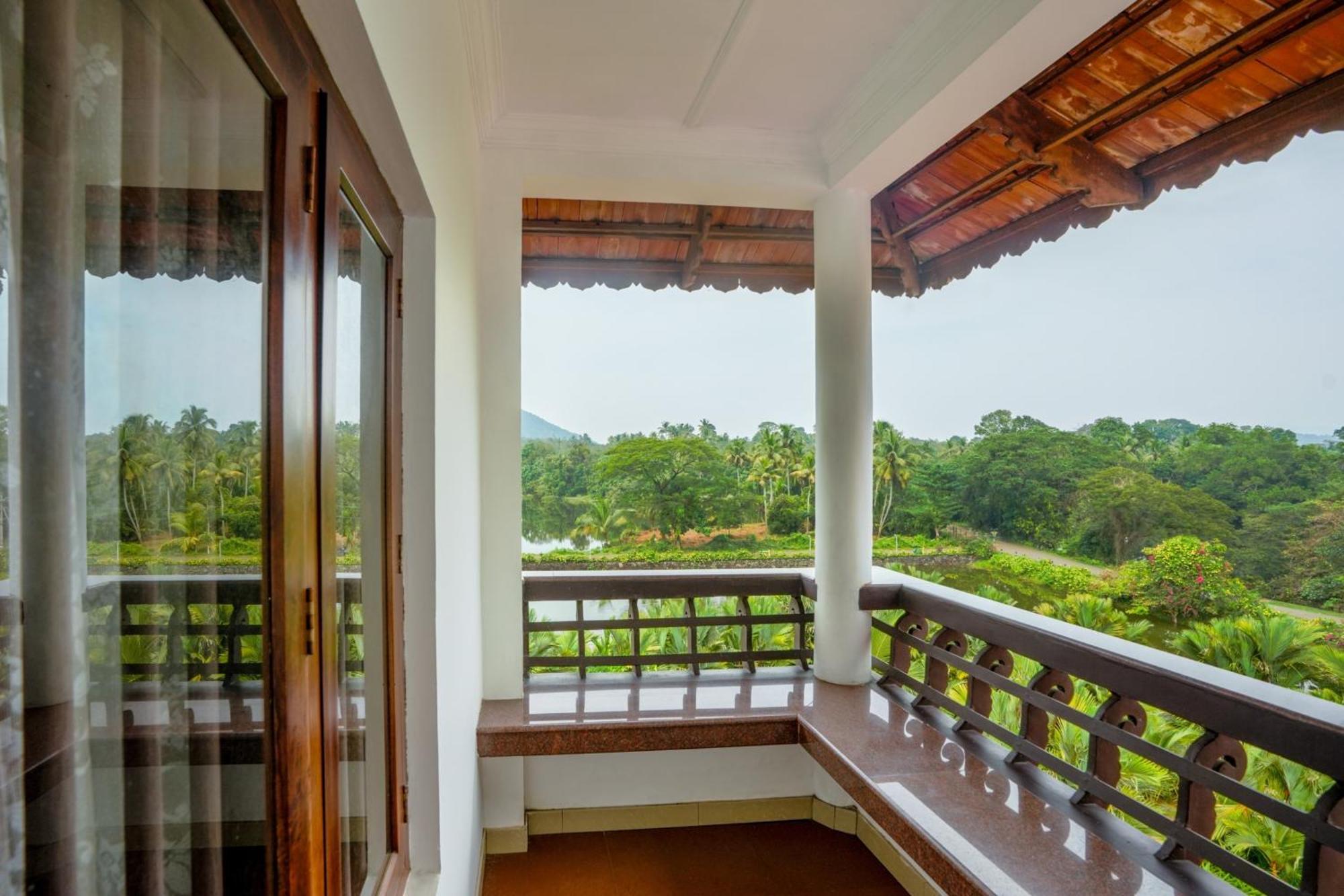 Palette Resorts- Tapovan Green County Thattakād 외부 사진